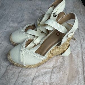 NYC Cream and Tan Platform Wedges Size 6